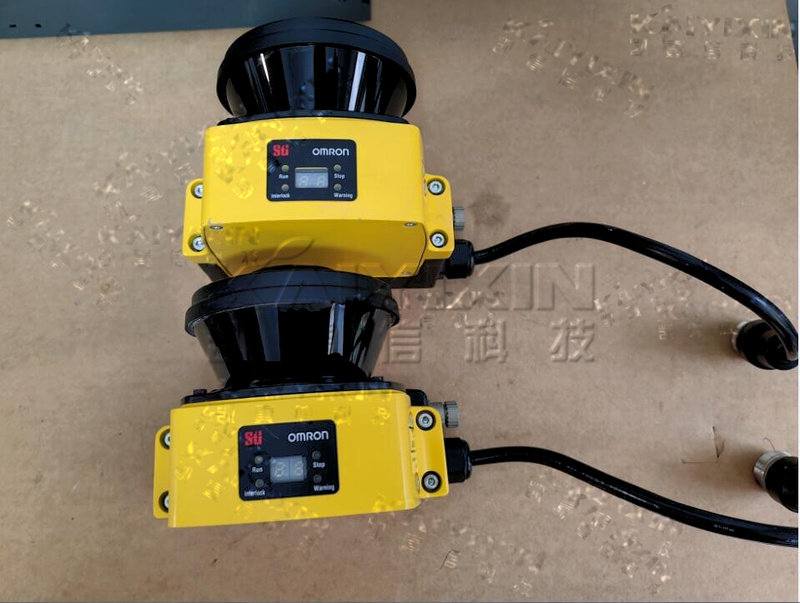 OS32C-CBSP1-OMRON-LFW