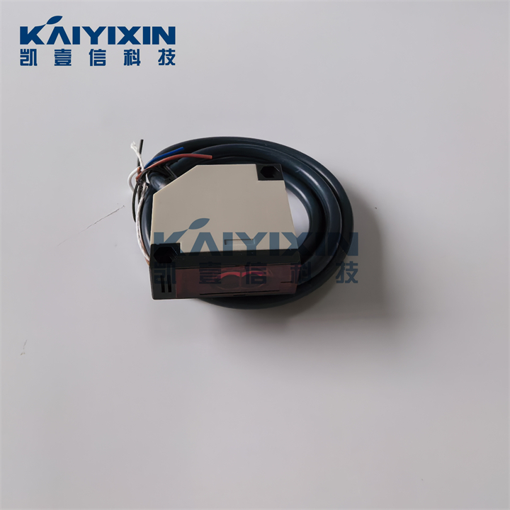 E3JK-R4M1-OMRON-Gqa